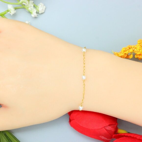"Elegant & Trendy Bracelet, A Perfect Gift for Women, Thoughtful, EVCH1164 - Picture 4 of 11